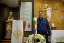 Exponen cirio pascual exclusivo para Capilla UDEM 