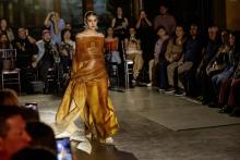 Sorprenden estudiantes UDEM con experimentación en moda