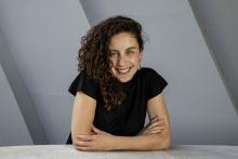 Comparte Sol Kellan procesos creativos con estudiantes de la UDEM