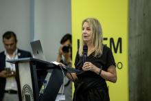 Comparte Paula Scher experiencias con estudiantes en la UDEM  